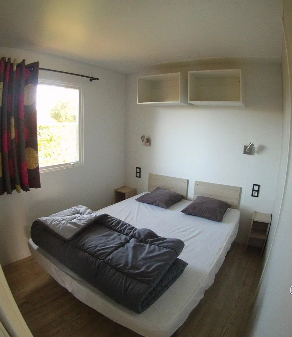 Chambre du mobil-home Premium