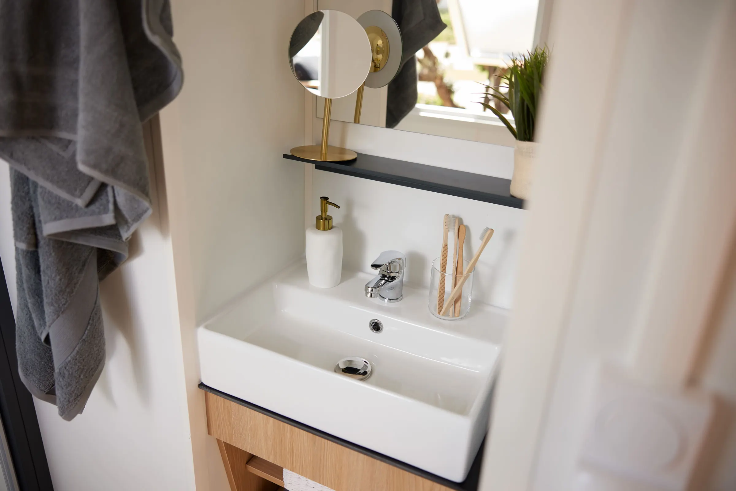 Salle d’eau du mobil-home Premium